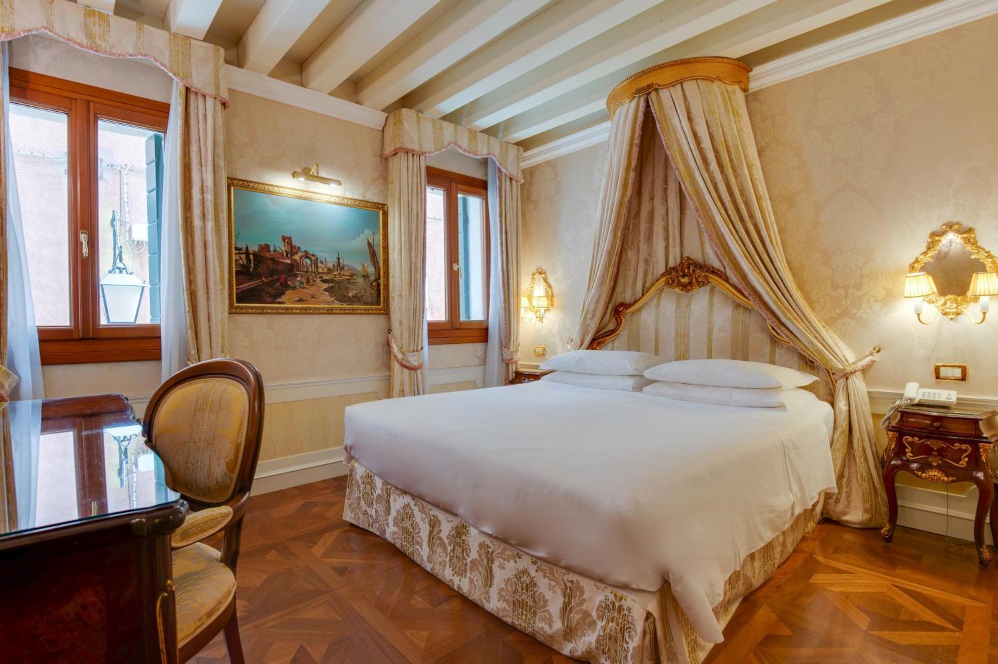 ホテル カナル グランデ ヴェネツィア エクステリア 写真